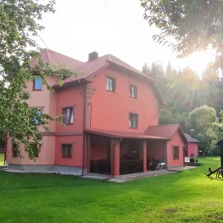 Vodograi Guest house Slavske